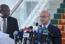 أعلنت الرئاسة الموريتانية في بيان صادر عن الوزير الأمين العام للرئاسة، مولاي ولد محمد الأغظف، عن أن الحكومة الجديدة التي تم تعيينها ستولي أقصى أهمية للقطاعات الخدمية والإنتاجية والبرامج الاجتماعية ذات الانعكاس المباشر على حياة المواطنين. وأكدت الرئاسة أن الحكومة ستعمل على تسريع الإصلاحات الضرورية للرفع من فعالية هذه القطاعات وتحسين جودة مختلف الخدمات وضمان شمولية النفاذ إليها.