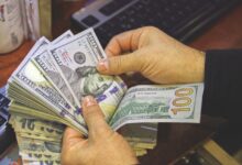 الدولار الأميركي يصل إلى أعلى مستوى له خلال 10 أشهر