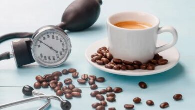 تأثير شرب القهوة على زيادة ضغط الدم: هل تعلم كم يرتفع؟