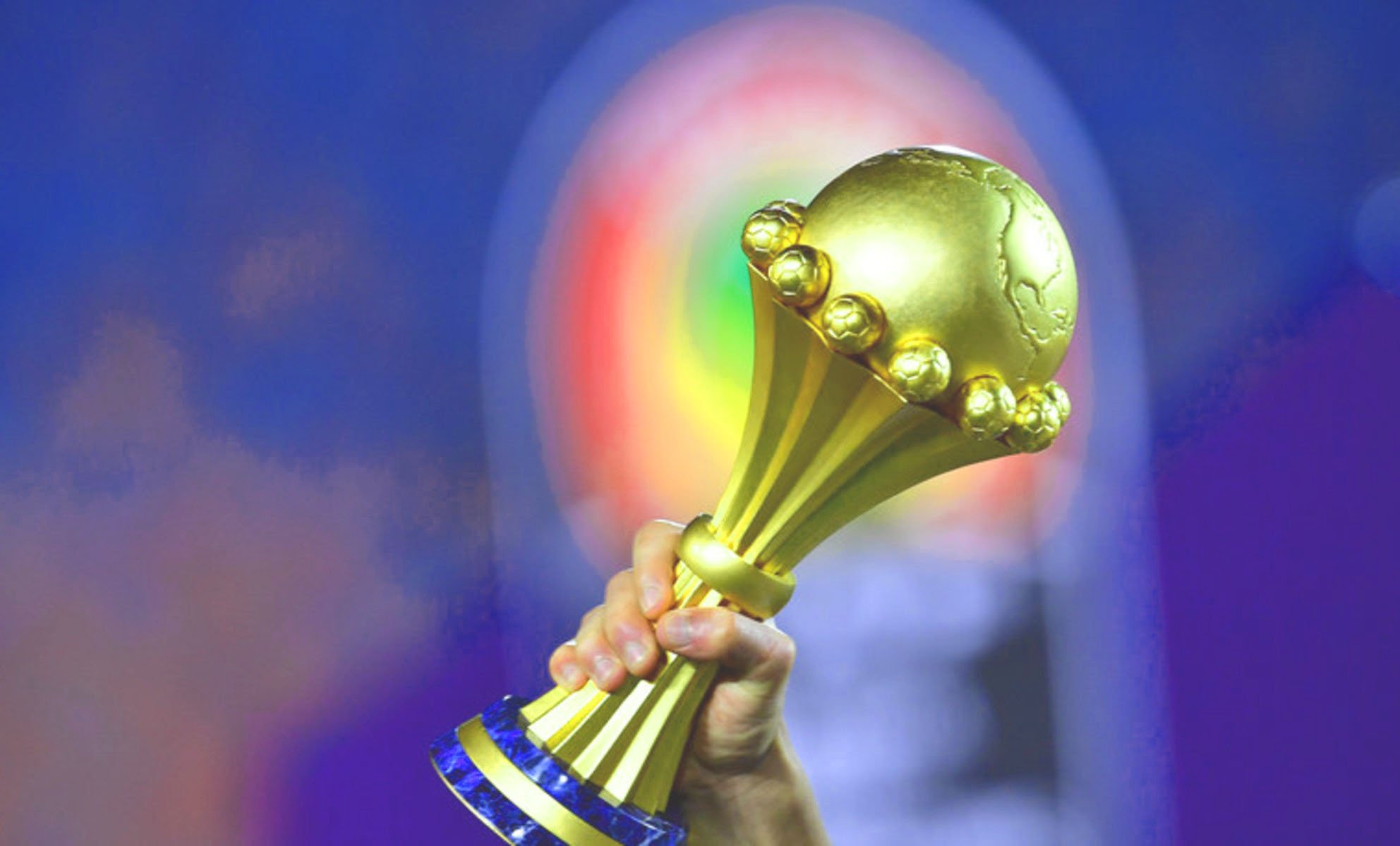 المغرب يستضيف كأس أفريقيا 2025 و"كاف" يدعمه لتنظيم مونديال 2030