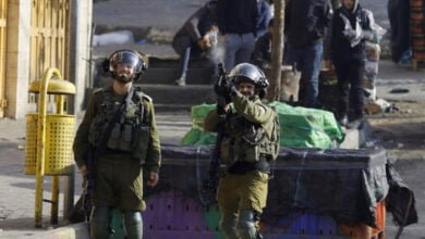 الاحتلال الإسرائيلي ينفذ حملة اعتقالات بالضفة ويقتحم جنين