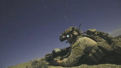 جيش الاحتلال يقول إن قواته لا تزال في الميدان وحماس تعلن إفشال الهجوم البري