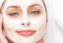 تبييض الوجه هو عملية تجميلية تهدف إلى تفتيح لون البشرة وجعلها تبدو أكثر إشراقًا