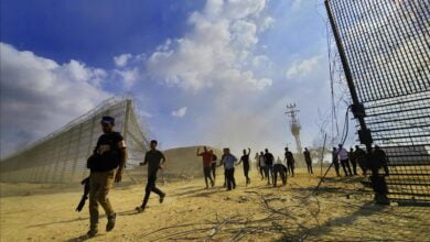 نحو 750 إسرائيليا في عداد المفقودين