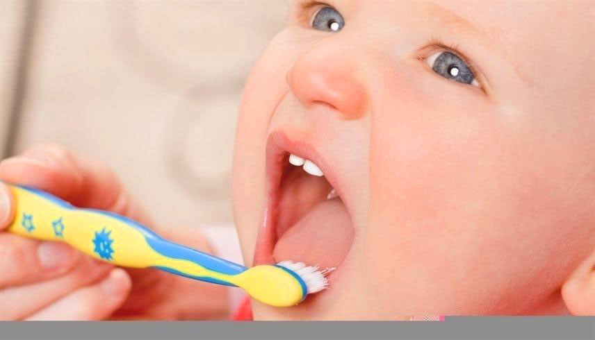أسباب رائحة الفم الكريهة لدى الرضع؟