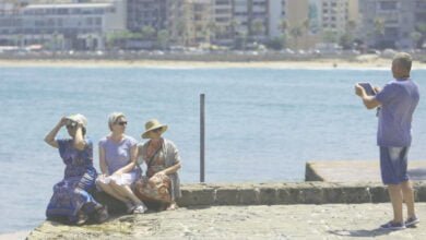 العدوان على غزة يلحق أضرارًا بالقطاع السياحي في مصر ولبنان والأردن