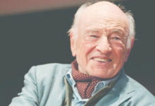 الفيلسوف الفرنسي إدغار موران يرى أن الغزيون يعانون وأن حضارتنا تواجه تحديات حادة