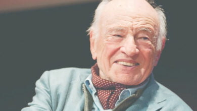 الفيلسوف الفرنسي إدغار موران يرى أن الغزيون يعانون وأن حضارتنا تواجه تحديات حادة