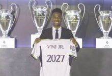 رسمياً.. ريال مدريد يجدد عقد فينيسيوس جونيور حتى 2027