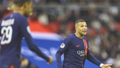 هاتريك مبابي يُعيد باريس للصدارة