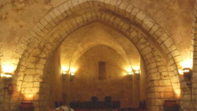 الاحتلال الإسرائيلي يقصف حماما أثريا في غزة عمره نحو 1000 عام