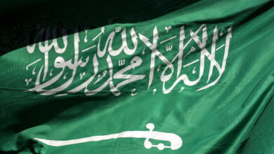 الديوان الملكي السعودي ينعى أميرًا شابًا ومغردون ينشرون صوره ويُعربون عن حزنهم