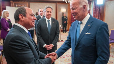 بايدن يدعو الرئيس السيسي لفتح الحدود أمام سكان غزة