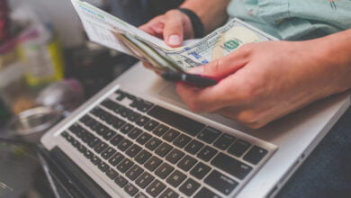 ما هي المواقع التي يمكن الربح منها؟