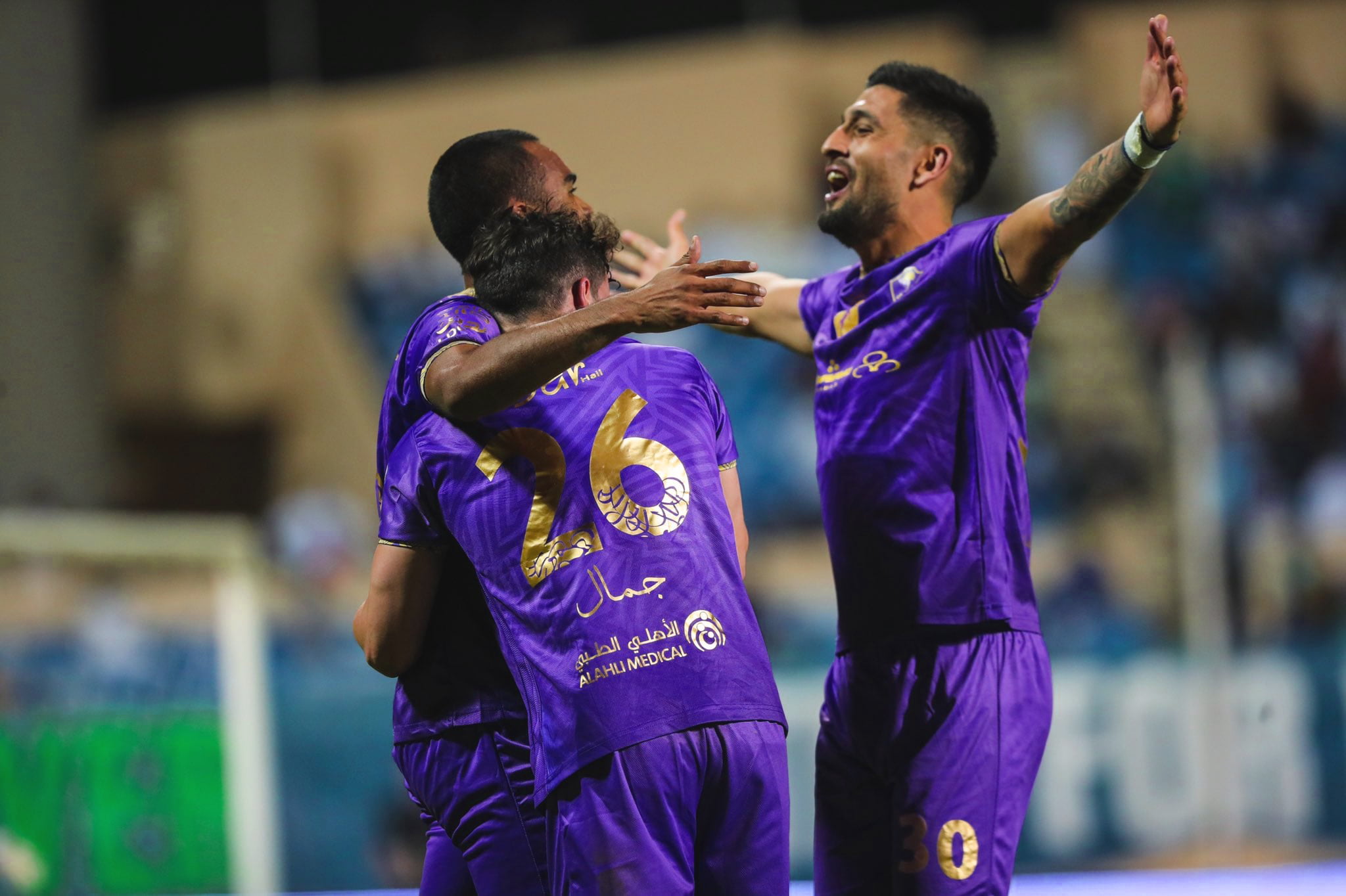 مشاهدة مباراة الفتح ضد الطائي