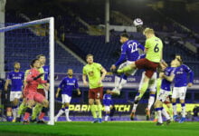 مشاهدة مباراة بيرنلي ضد إيفرتون