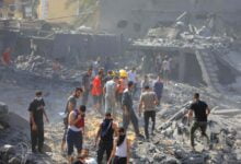 الاحتلال يحاول التوغل غرب خان يونس ويقصف مراكز إيواء