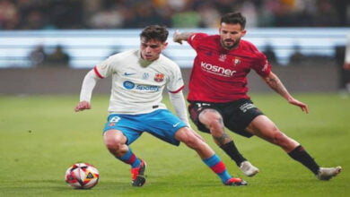 برشلونة يواجه ريال مدريد في نهائي السوبر الإسباني