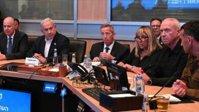 تصاعد التوتر: مشهد الصراع اللفظي الحاد بين وزراء إسرائيليين خلال اجتماع مجلس الحرب يفوق حدود اللباقة