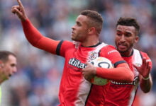 مشاهدة مباراة بيرنلي ضد لوتون تاون