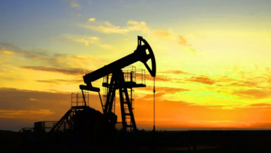 أسعار النفط ترتفع بفعل توقعات الإمدادات ومخاوف سياسية