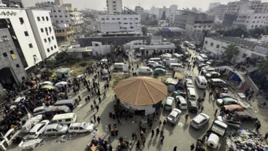 الاحتلال يحرق ويفخخ مباني بمحيط مجمع الشفاء