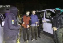 وزير إسرائيلي يتحدث عن "نافذة" لصفقة تبادل وواشنطن تعلن تحقيق تقدم