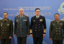 روسيا والصين تعتزمان توثيق التعاون العسكري مع إيران