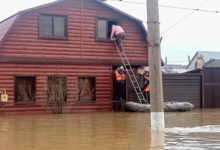 إخلاء آلاف السكان من منطقة الأورال الروسية بعد انهيار سدّ