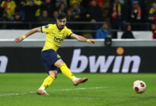 صراع الأندية الإنجليزية على ضم النجم الجزائري عمورة