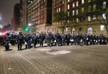 طلاب مؤيدون لإسرائيل يقتحمون اعتصاما بجامعة كاليفورنيا