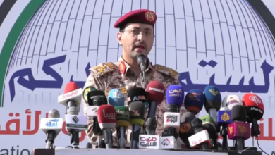 الحوثيون: سنستهدف السفن المتجهة لإسرائيل بالبحر المتوسط