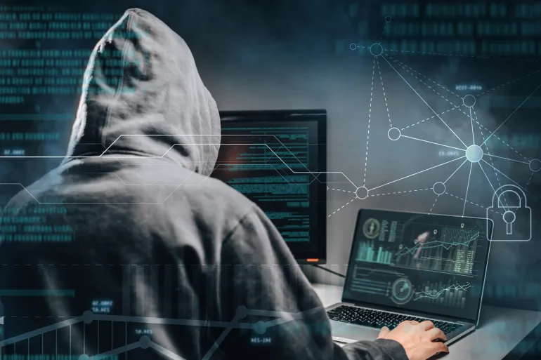 القراصنة المأجورون من إسرائيل إلى الهند: تفكيك شبكة دولية