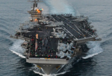 الحوثيون يعلنون استهداف حاملة طائرات أميركية ردا على غارات دامية