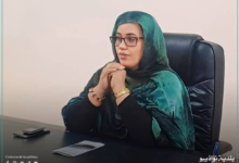 العمدة المساعدة تترأس جلسة نقاش تشمل المستشارين و أطر البلدية حول التأثير البيئي لمشروع إنتاج الهيدروجين