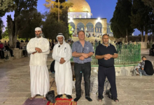 استشهاد طفل بالضفة والاحتلال يمنع فلسطينيين من صلاة العيد بالأقصى