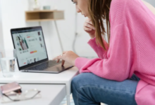 التسوق الإلكتروني آلة عملاقة لبث المنتجات المزيفة