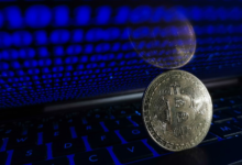 قراصنة ينفذون إحدى أكبر السرقات بمجال العملات الرقمية في التاريخ