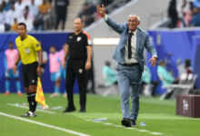 الأرجنتيني كوبر يستقيل من تدريب سوريا بعد خسارة ثقيلة من اليابان