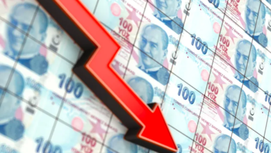 الليرة التركية تتراجع إلى مستوى قياسي جديد أمام الدولار