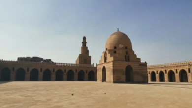 في ذكرى تشييد القاهرة النيل يبني عواصم مصر