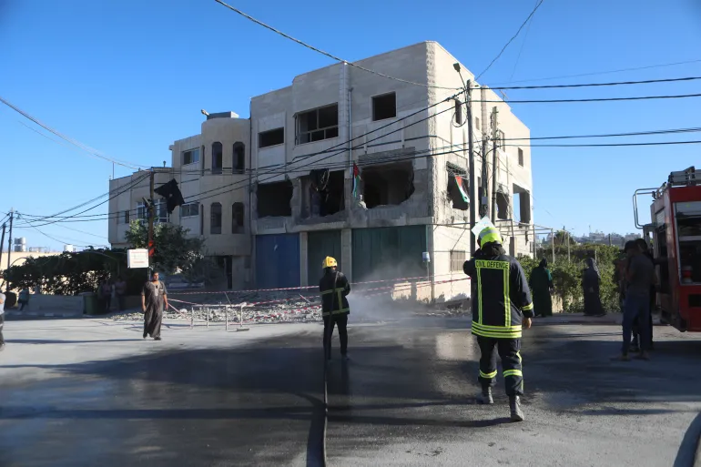 تصاعد التوتر في الضفة الغربية: استشهاد شاب فلسطيني خلال اقتحامات إسرائيلية متواصلة
