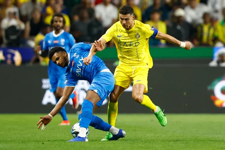 مواجهة نارية بين النصر والهلال في نهائي كأس السوبر السعودي 2024