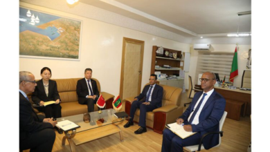 وزير الصيد والبنى التحتية البحرية يستقبل سفير الصين ويبحث تعزيز التعاون الثنائي