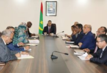 الوزير الأول يترأس اجتماعاً لمتابعة تموين السوق ويصدر تعليمات بتفصيل المخزون الوطني