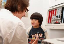 التهاب ملتحمة العين لدى الأطفال: الأعراض والعلاج والوقاية