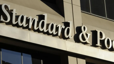 ستاندرد آند بورز تخفض التصنيف الائتماني لأوكرانيا إلى "تخلف جزئي عن السداد" بسبب عدم سداد السندات الأوروبية