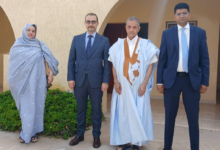 النائب والعمدة القاسم ولد بلالي يستقبل وفداً من بنك الاتحاد الجزائري في إطار زيارة عمل إلى بلدية نواذيبو