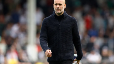 بيب غوارديولا يكافئ موظفي مانشستر سيتي بمبلغ 886 ألف دولار لتعزيز روح الفريق