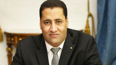 المختار ولد اجاي يبدأ مهامه كوزير أول بلقاء مع الرئيس ولد الغزواني وتبادل المهام مع سلفه